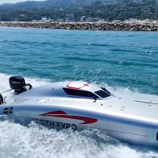 Grande spettacolo delle F1 del mare a Rodi Garganico