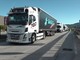 Presidio autotrasportatori al confine fra Abruzzo e Molise: "Per ogni camion 8mila euro al mese di gasolio"