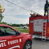 Comignago, colto da un malore alla guida di una gru: soccorso dai vigili del fuoco Comignago, colto da un malore alla guida di una gru: soccorso dai vigili del fuoco