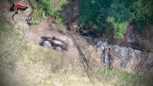 Calabria, arrestato dopo aver appiccato un incendio: era stato ripreso da un drone