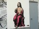Una Gioconda con doppia mastectomia, il murale a Milano per la Giornata contro il cancro al seno