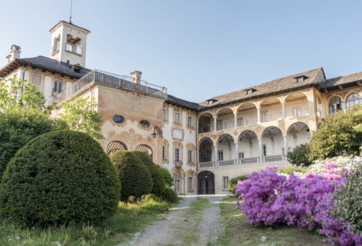 A Palazzo Tornielli l’anteprima di “Jürgen 2” di Anna Matola: un viaggio nella scultura contemporanea