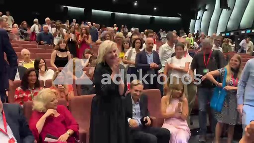 Venezia 2026 omaggia Ewa Aulin, lacrime di gioia per la suocera di Conte