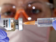 Via libera dell’Aifa a terza dose per immunodepressi, over 80 e ospiti Rsa