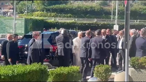L'arrivo di Papa Leone al Policlinico Gemelli, oggi il ricovero