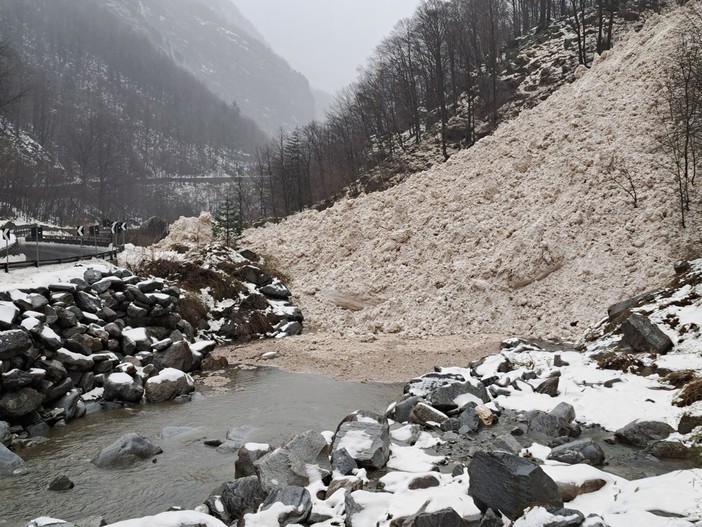 Neve e vento, rischio valanghe 3 "marcato" nel fine settimana