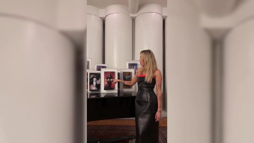Miley Cyrus diventa una Barbie, la cantante: "Un sogno che si avvera" Miley Cyrus diventa una Barbie, la cantante: "Un sogno che si avvera"