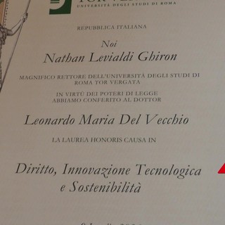 Università: Laurea Honoris causa a Leonardo Maria Del Vecchio Università: Laurea Honoris causa a Leonardo Maria Del Vecchio