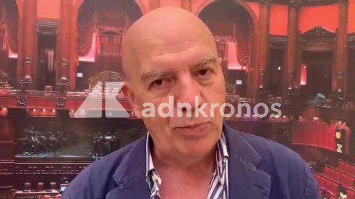 Marco Rizzo presenta il partito "Italia domani", il nuovo progetto politico "del popolo unito" Marco Rizzo presenta il partito "Italia domani", il nuovo progetto politico "del popolo unito"