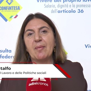 Lavoro, ex ministro Catalfo: "Garantire quanto previsto dall'articolo 36"