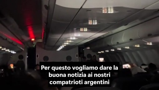 Lo scherzo del pilota aereo che fa le congratulazioni...all'Argentina