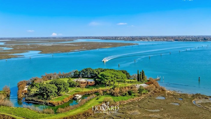Venezia, ecco l'isola privata da 5,5 milioni in vendita nella laguna