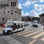 Far west golf car, viaggio nel centro di Roma tra irregolarità e guadagni stellari