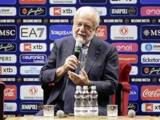 De Laurentiis: "Nuovo stadio? Sarà da 70.000 posti e sorgerà a Napoli Est, il Maradona va abbattuto" De Laurentiis: "Nuovo stadio? Sarà da 70.000 posti e sorgerà a Napoli Est, il Maradona va abbattuto"