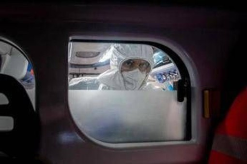 Peste in Siberia, la Russia revoca le restrizioni: "Nessun rischio, test negativi" Peste in Siberia, la Russia revoca le restrizioni: "Nessun rischio, test negativi"