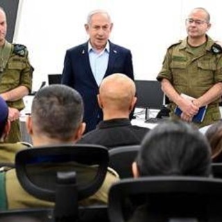 Processo per corruzione a Netanyahu, respinta richiesta di sospensione