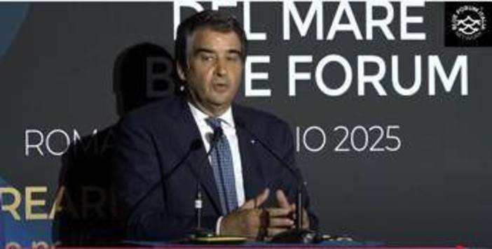 Mare, Fitto: &quot;Semplificazione e riforme specifiche per promuovere l'economia del mare&quot;
