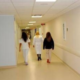 Reggio Calabria, caso di botulismo: dall'ospedale di Cosenza arriva l'antitossina