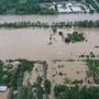 Cina, piogge e inondazioni nella regione di Pechino: 34 morti e 80mila evacuati