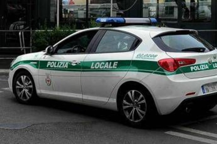 Aggressioni e minacce di morte alla moglie: "Se mi denunci faccio una strage"