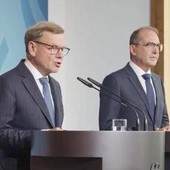 Droni esplosivi a Lipsia, Ischinger: “Se è un atto di guerra, chiamiamolo atto di guerra” Droni esplosivi a Lipsia, Ischinger: “Se è un atto di guerra, chiamiamolo atto di guerra”