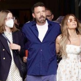 Ben Affleck, l'appello della figlia Violet per l'uso delle mascherine contro Covid