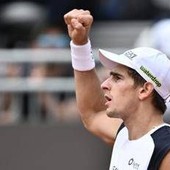 Arnaldi-Tsitsipas: orario, precedenti e dove vederla in tv Arnaldi-Tsitsipas: orario, precedenti e dove vederla in tv