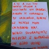 "Tuo marito urla, lascialo": il messaggio sul parabrezza diventa un caso web
