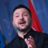 Ucraina, Zelensky: "Missili russi ancora contro Kiev, Usa bloccano fornitura di Patriot" Ucraina, Zelensky: "Missili russi ancora contro Kiev, Usa bloccano fornitura di Patriot"