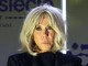 Brigitte Macron, la figlia testimone al processo: "Sua salute rovinata da bullismo online" Brigitte Macron, la figlia testimone al processo: "Sua salute rovinata da bullismo online"