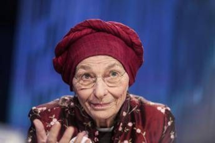 Addio a Emma Bonino, una vita in nome della libertà. Mattarella: "Punto di riferimento". Martedì le esequie di Stato Addio a Emma Bonino, una vita in nome della libertà. Mattarella: "Punto di riferimento". Martedì le esequie di Stato