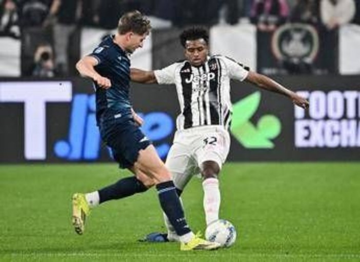 Cabal si scontra con Gila, Spalletti chiede rigore e arbitro annulla il gol: proteste in Juventus-Lazio