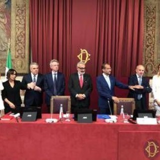 Farmaceutica, Schillaci: &quot;Testo unico per superare norme frammentate e farraginose&quot;