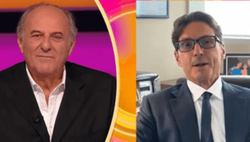 'La Ruota della Fortuna', Gerry Scotti compie 70 anni e a sorpresa arriva... Pier Silvio Berlusconi 'La Ruota della Fortuna', Gerry Scotti compie 70 anni e a sorpresa arriva... Pier Silvio Berlusconi