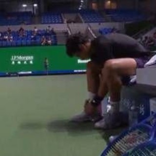 Shanghai, Munar resta senza calzini per il caldo e chiede aiuto al coach - Il video