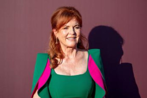 Sarah Ferguson torna nel Regno Unito dopo lo scandalo Epstein Sarah Ferguson torna nel Regno Unito dopo lo scandalo Epstein