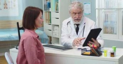 Tumori, oncologa Caputo: &quot;Terapia adiuvante nel cancro al seno localizzato va condivisa&quot;