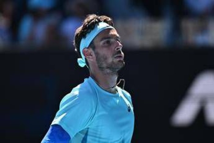 Musetti, problema fisico contro Djokovic: si ritira dagli Australian Open