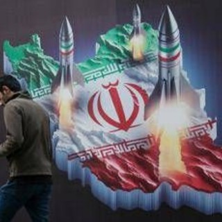 Droni esplosivi, Mossad e lanciamissili: il retroscena sull'attacco di Israele all'Iran