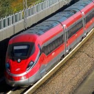 Treni, ripresa la circolazione sulla linea Alta Velocità Roma-Firenze Treni, ripresa la circolazione sulla linea Alta Velocità Roma-Firenze