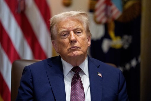 Trump vuole ribattezzare il Pentagono “Dipartimento della Guerra”