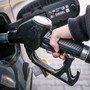 Benzina e diesel, prezzi carburanti crescono anche oggi: mappa dei rincari Benzina e diesel, prezzi carburanti crescono anche oggi: mappa dei rincari