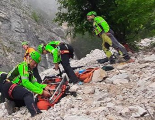 Precipitano per 100 metri sul Pasubio, morti due giovani alpinisti