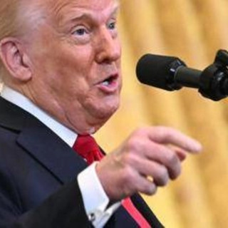 Trump ha minacciato di bombardare Mosca se Putin avesse attaccato l'Ucraina: l'audio inedito