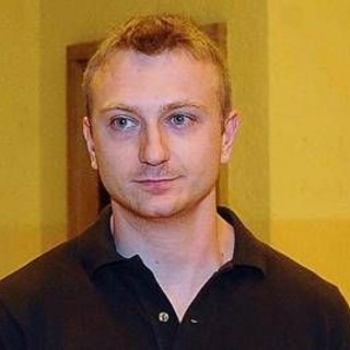 Alberto Stasi cerca casa lontano da Garlasco. Fermato in strada per i selfie