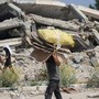 Gaza, Israele annuncia ripresa lanci aiuti umanitari: &quot;Corridoi per convogli Onu con cibo&quot;