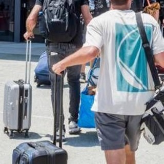 Italiani in fuga dall'Iran, Farnesina: &quot;Partito un nuovo convoglio&quot;