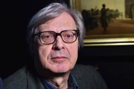 Vittorio Sgarbi, trasferito in terapia sub-intensiva: inizierà la riabilitazione respiratoria Vittorio Sgarbi, trasferito in terapia sub-intensiva: inizierà la riabilitazione respiratoria