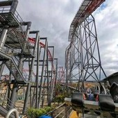 Danni cerebrali dopo la corsa: chiude per sempre una delle montagne russe più famose della California