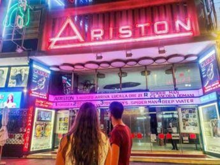 Sanremo vieta l’AI, ma come si capisce se una canzone è sintetica? Sanremo vieta l’AI, ma come si capisce se una canzone è sintetica?
